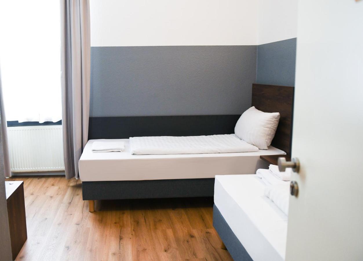 פרנקפורט Hotel Apadana Frankfurt מראה חיצוני תמונה