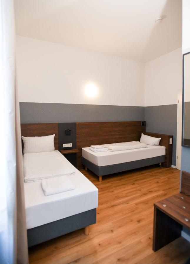 פרנקפורט Hotel Apadana Frankfurt מראה חיצוני תמונה