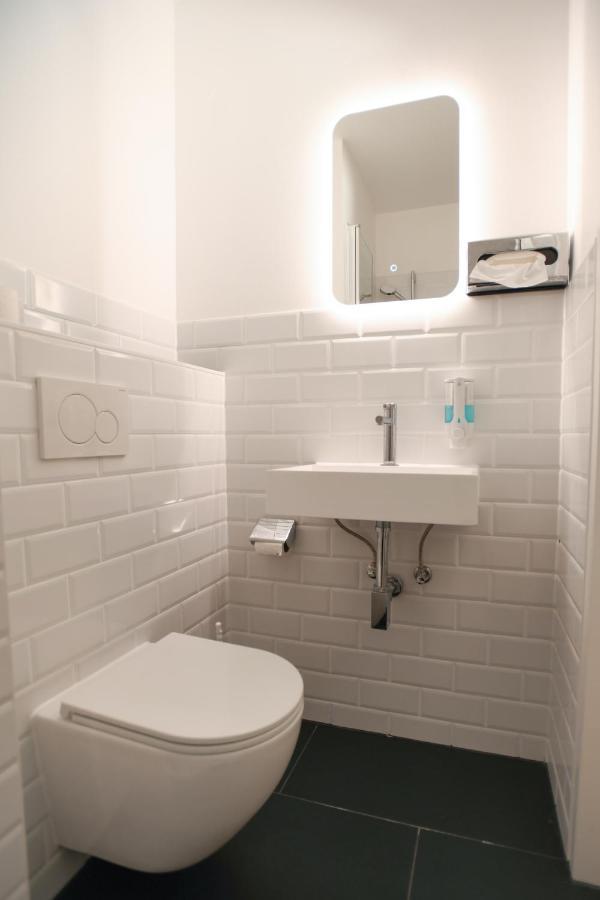 פרנקפורט Hotel Apadana Frankfurt מראה חיצוני תמונה