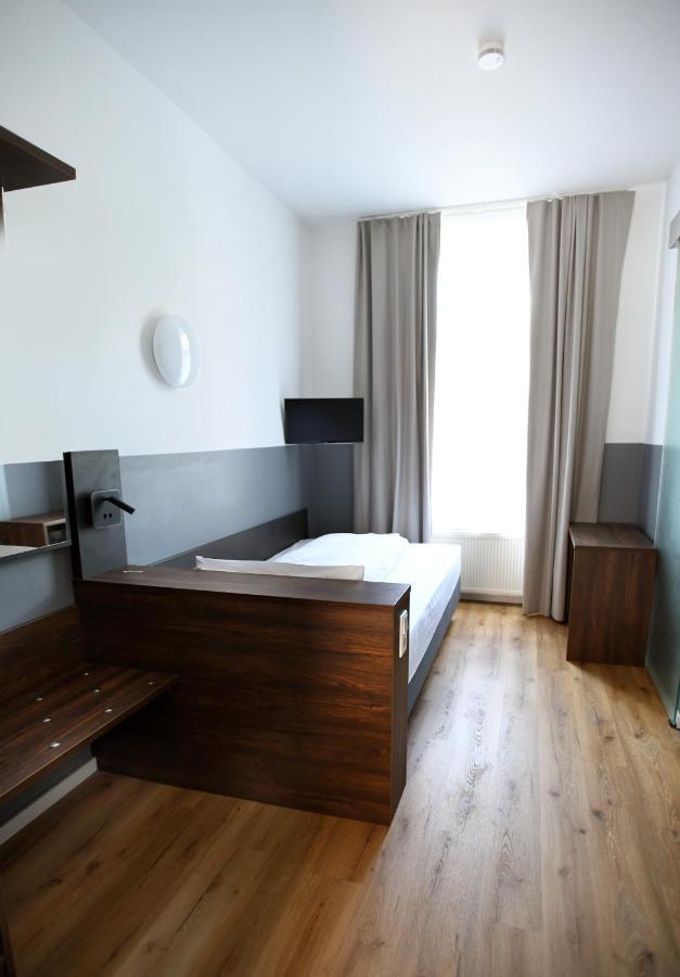 פרנקפורט Hotel Apadana Frankfurt מראה חיצוני תמונה