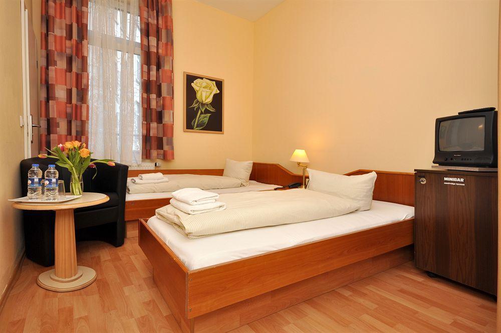 פרנקפורט Hotel Apadana Frankfurt מראה חיצוני תמונה