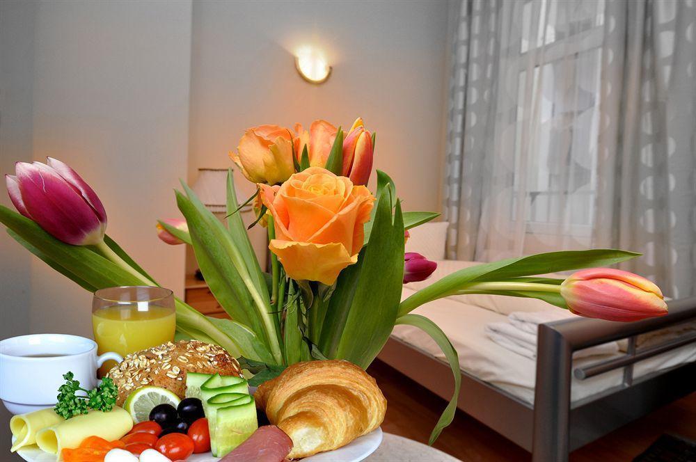פרנקפורט Hotel Apadana Frankfurt מראה חיצוני תמונה